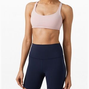 Free to be wild lululemon sports bra